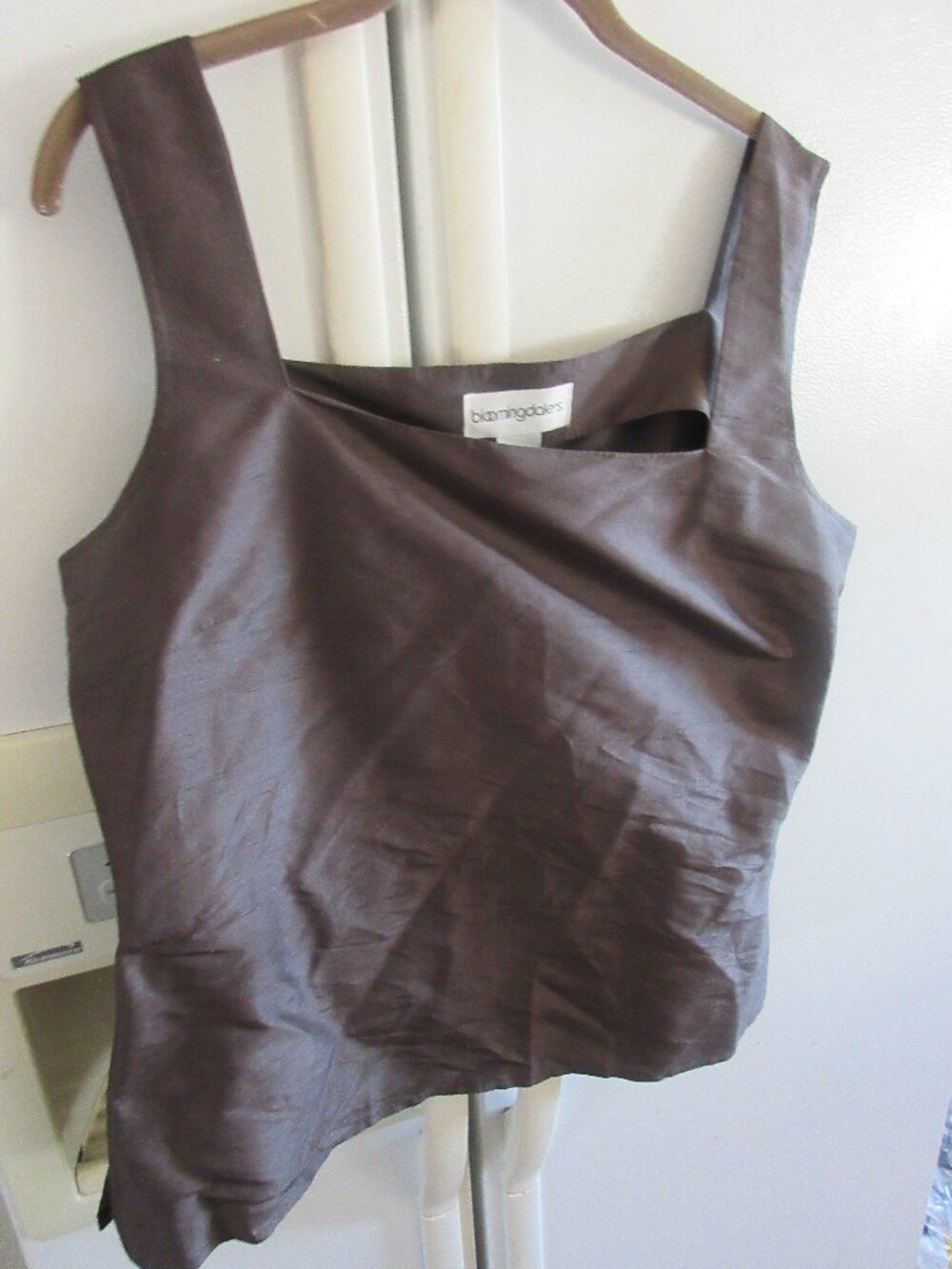 bloomingdale's vintage woven 100% silk shell  Tank Top Brown m